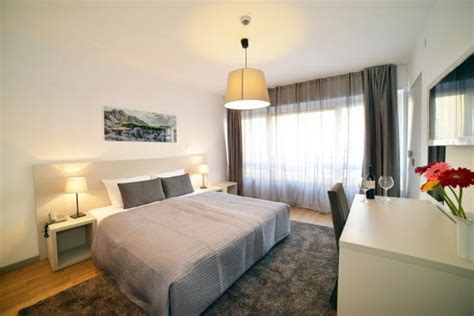 GARDEN HOTEL (Zagabria, Croazia) .